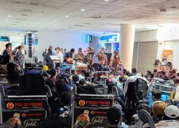 Sebanyak 212 orang pekerja migran Indonesia (PMI) ilegal diamankan di Bandara Kualanamu