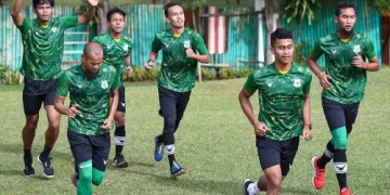 PSMS Berlatih Tanpa Didampingi I Putu Gede