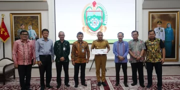 Gubernur Sumut Terima Uang Baru Bernomor Seri Tanggal Kelahiran