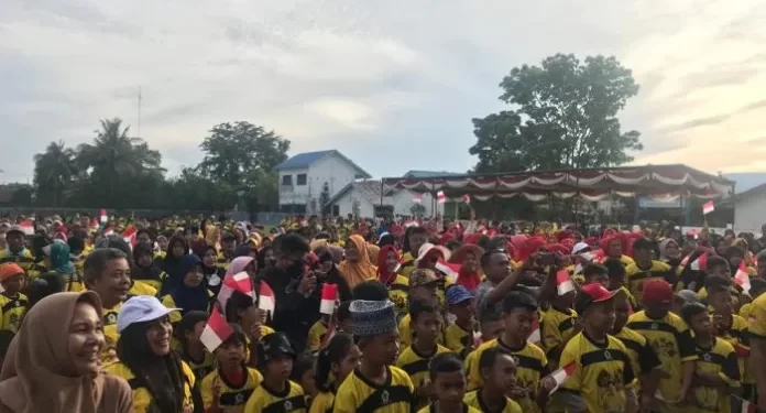 Jalan Sehat Berhadiah Bersama Musa Rajekshah di Deli Serdang