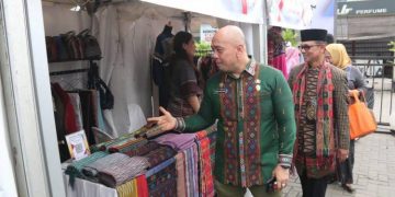 Guna Kembangkan dan Naik Kelas UMKM Kota Medan, Dinas Perdagangan Medan Gelar Bazar Produk Unggulan UKM