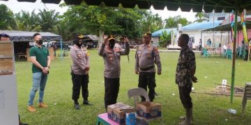 Kapolda Sumut Irjen Pol Panca Putra Simanjuntak mengecek ke sejumlah TPS yang ada di Dusun VII A Desa Simpang Empat Asahan
