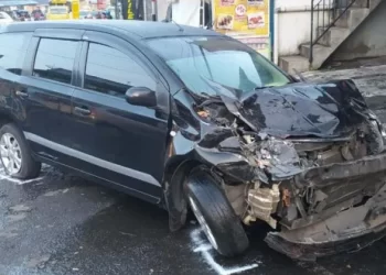 Bus Pariwisata Menabrak Sejumlah Mobil, Enam Orang Tewas