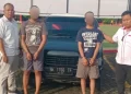 Aparat kepolisian menangkap dua pria menimbun bahan bakar minyak (BBM) berjumlah 355 liter solar bersubsidi
