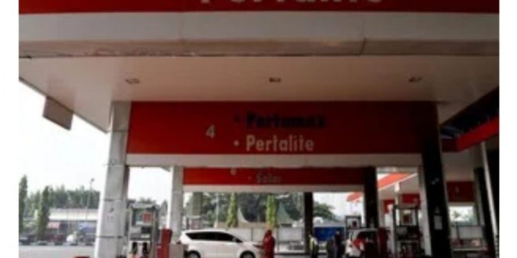Presiden Jokowi Resmi Menaikkan Harga BBM Bersubsidi, Yakni Pertalite dan Solar