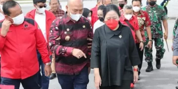 Bupati Taput Sambut Katua DPR RI Di Bandara Silangit