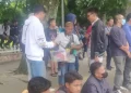 Mahasiswa Demo di Depan Kantor DPRD Siantar, PKL Raup Rezeki