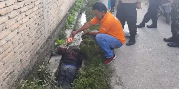 THL Kebersihan DLH Dairi Ditemukan Tewas di Parit, Warga Sidikalang Heboh