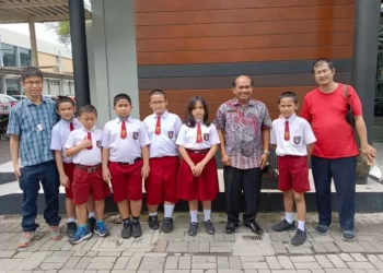 Dua Murid SD Asal Pakpak Bharat Mengikuti Kompetisi Asmopss