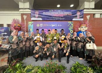 Kepala Bidang Pendidikan Madrasah Kanwil Kemenag Sumut, H. Erwin Pinayungan Dasopang memberikan motivasi kepada Kontingen Sumut. Sesaat sebelum dimulainya acara pembukaan KSM Nasional Tahun 2022