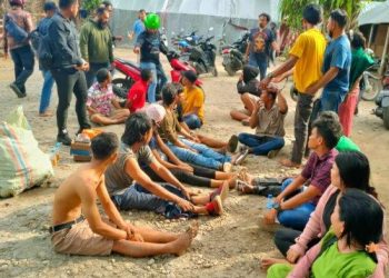 Foto : Tim gabungan Polrestabes Medan grebek Sarang Narkoba.