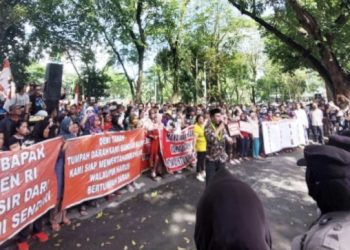 Tolak Penggusuran, Warga Merasa Dijajah Pemprovsu