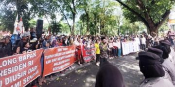Tolak Penggusuran, Warga Merasa Dijajah Pemprovsu