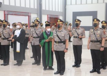 Kapoldasu Pimpinan Serahterima Jabatan Sejumlah Pejabat Utama Polda dan Kapolres