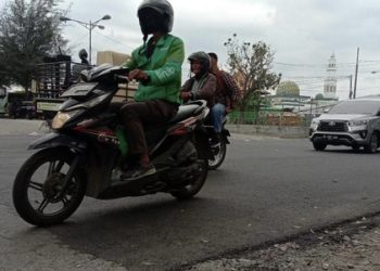 Pertunjukan Sulap Jalan Terjadi Jelang Kedatangan RI 1