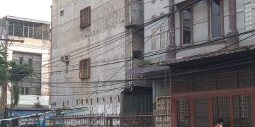 Kabel Berselemak Hiasi Wajah Kota Medan, Apakah Ini Adalah Trend Baru?