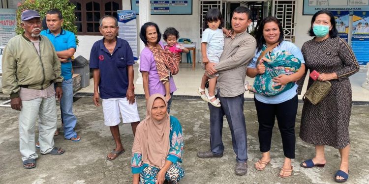 Dianggap Tidak Layak Jadi Kepling 6, Masyarakat Minta Camat Copot Tina Mariani