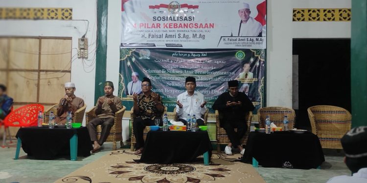 H. Faisal Amri Sosialisasi 4 Pilar di Pondok Pesantren Tahfiz Qur’an Yayasan Faiz Ahmad Al-Kawakib.