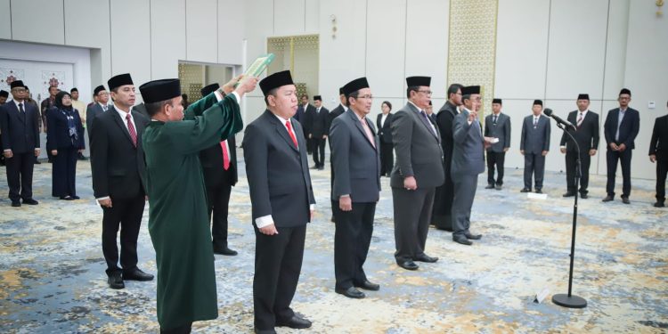 Menteri Agama Lantik Direktur Pendidikan Kristen, Rektor Beserta Pejabat Eselon II Kemenag