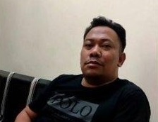 Supriatin, koordinator togel yang ditangkap di Kabupaten Langkat mengubah keterangannya usai diserahkan Deninteldam I/Bukit Barisan ke polisi