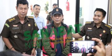 Mantan Rektor UINSU Medan Prof. Saidurrahman Menyerahkan Diri Ke Kejaksaan Negeri Medan