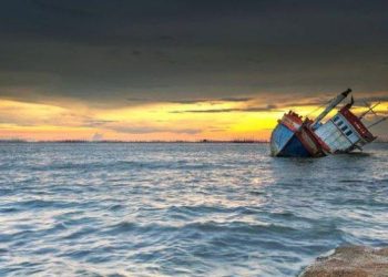 Kapal Bermuatan 40 Ton Beras Asal Bone Tenggelam