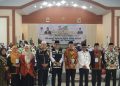 Foto bersama dengan jamaah haji Kloter IX asal Kota Medan dan Kota Gunung Sitoli