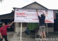 Antusias Masyarakat Pasang Spanduk Calon Gubernur Nikson Nababan Secara Sukarela