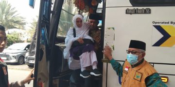 356 Jamaah Haji Asal Kabupaten Mandailing Natal Tiba di Tanah Air