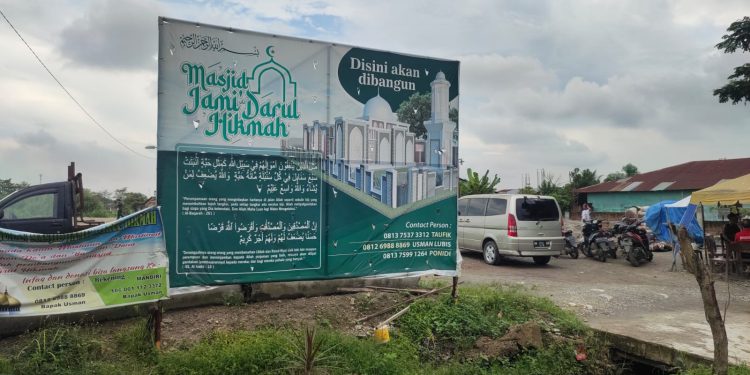 Oknum Ketua OKP Maki Pengurus Masjid Di Muka Umum