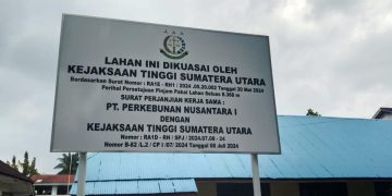 Plang Kejatisu berdiri di atas lahan Yayasan Pendidikan Medan Putri