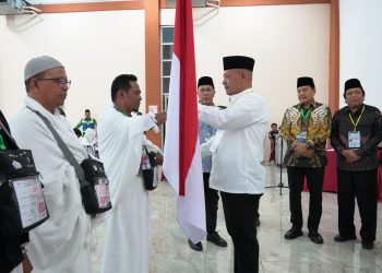 Habis Di Kritik Wartawan, Rico Waas Hadir Diujung Keberangkatkan Kloter 21