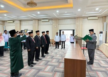 Lantik 4 Eselon III, Kakanwil Kemenag Aceh Ingatkan Jajaran Boleh Berinovasi Jangan Tabrak Regulasi
