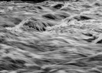 Banjir Besar Rendam Lima Kecamatan di Medan, Ratusan Warga Mengungsi